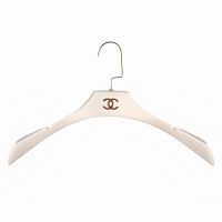 вешалка-плечики chanel белая для женской одежды в Петрозаводске